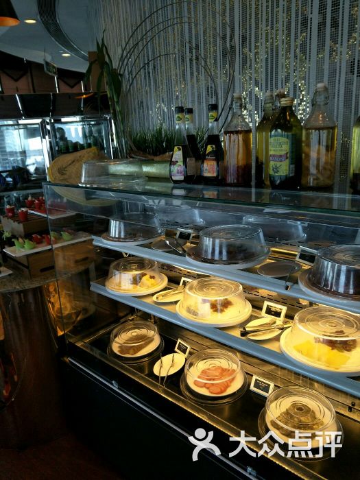 历下区 泉城广场 自助餐 索菲特银座大饭店银顶旋转西餐厅 所有点评