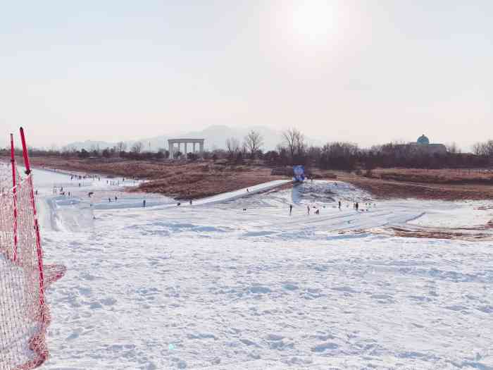 华彬生态园滑雪场