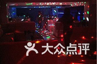 上海酒吧招聘_夜色生香,武汉人气酒吧,2019武汉榜单,景点 住宿 美食 购物 游玩排行榜 ...(2)