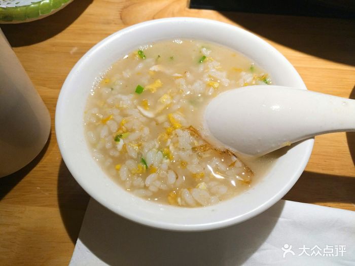 蛋炒饭配黑鱼汤