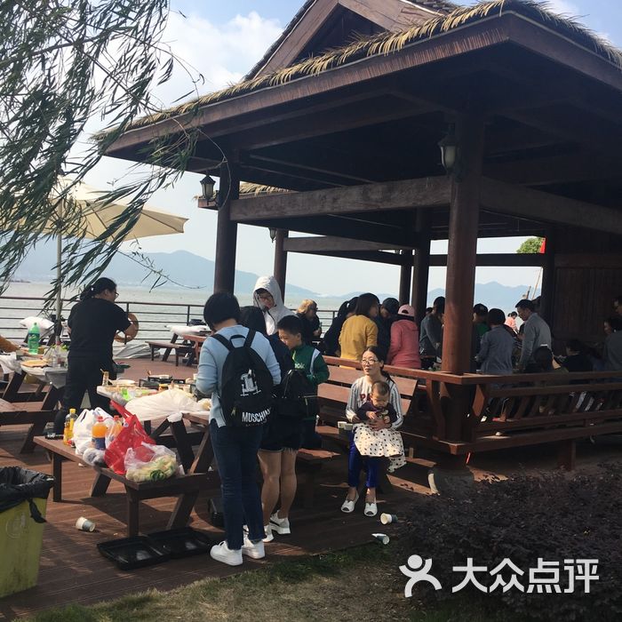 东钱湖马山湿地烧烤场