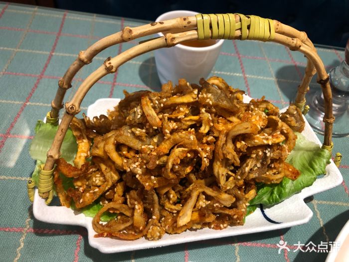丝路巴依新疆主题风味餐厅(爱融荟城店)芝麻蘑菇图片