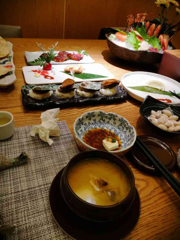 乐亭日本料理(彩虹本店"第一次来宁波,感觉很好的日本餐,味道很不.