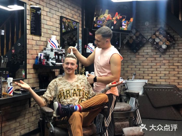 理发塔男士油头店 barbers barbershop图片