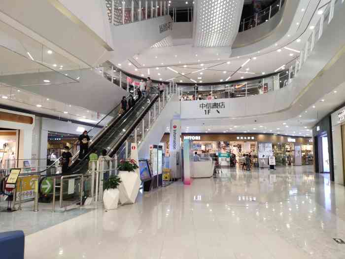 永旺梦乐城(武汉金桥店)
