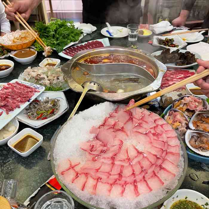太子港海鲜火锅旗舰店-"几年前吃过,算是东港比较有的