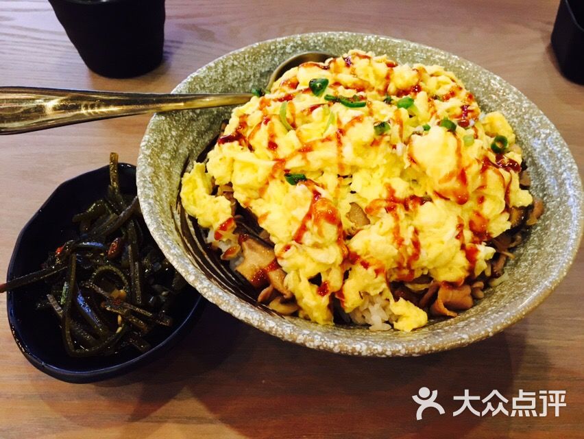香菇肥牛滑蛋饭