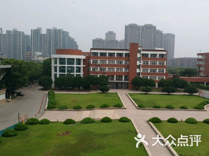 常州工学院(新北校区)教学楼图片 - 第3张