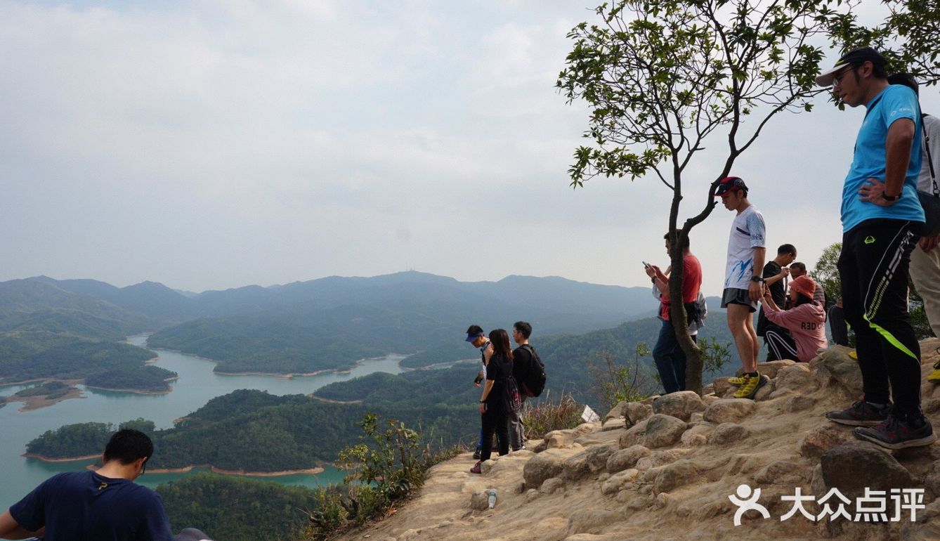 狮头山千岛湖中山分湖