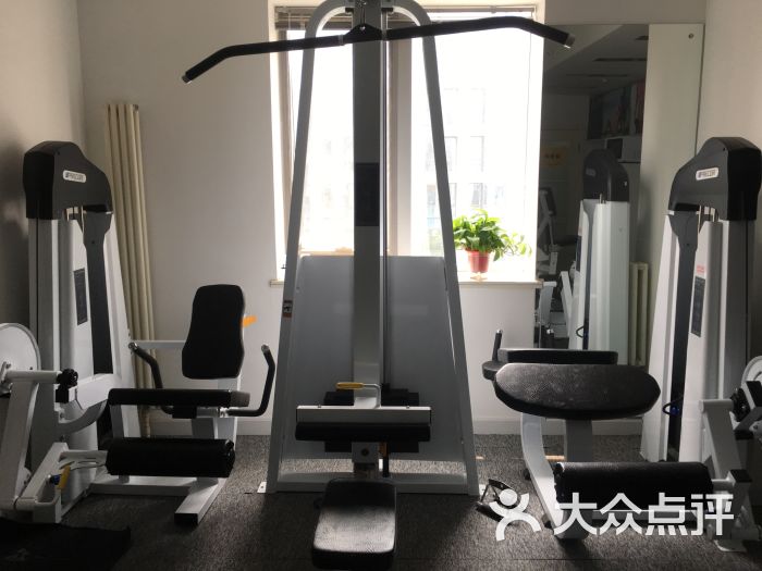 中的霸王餐。设施齐全,服务态度好,热情周.-爱