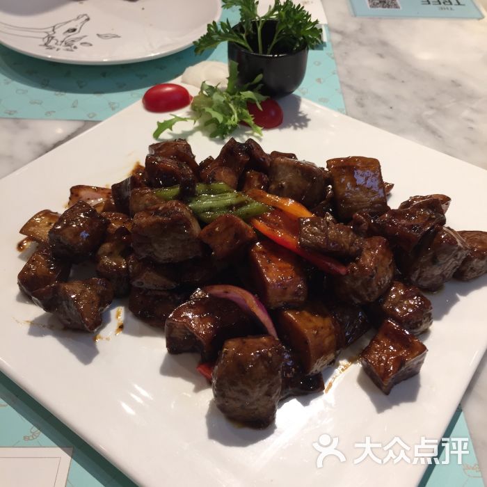 大树餐厅(柏威年购物广场店-黑胡椒杏鲍菇牛肋条肉图片-大连美食