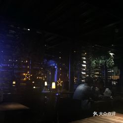长春胡桃里人均消费_长春食里香盒饭