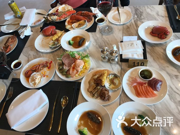 盘古七星酒店自助餐厅的点评