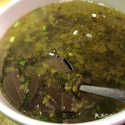 酸菜猪血汤