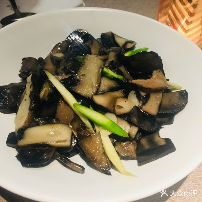 鸡汁黑蘑菇