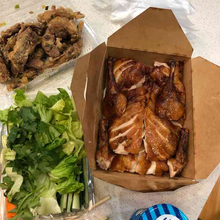老北京片皮鸭-"想吃很久了,下班后点的外卖,看上去很.