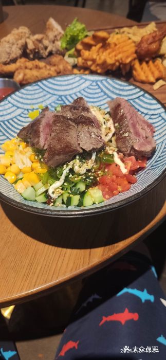 黑椒炭烧牛肉波奇饭