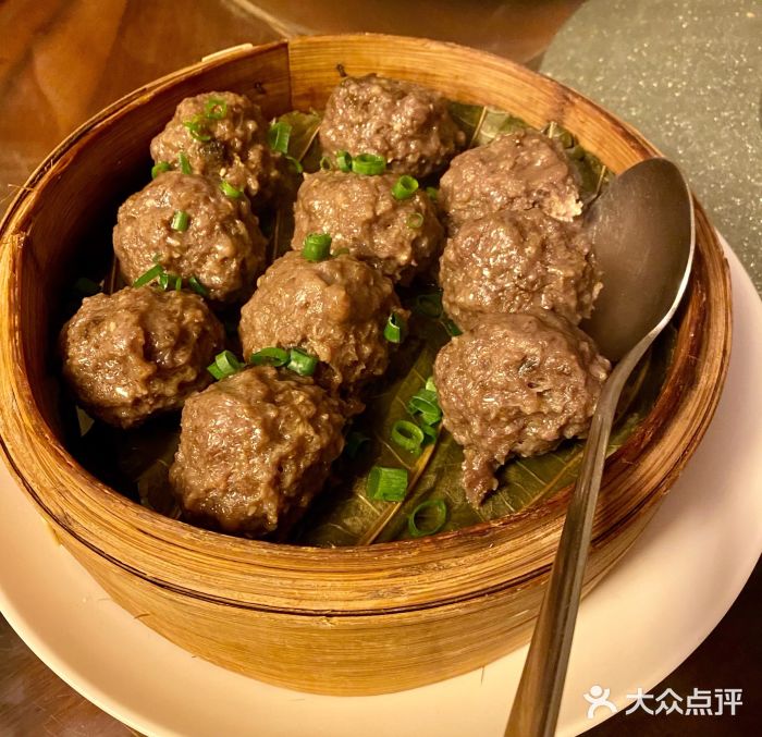 猪肉婆私房菜(容桂总店)二十年陈皮蒸牛肉丸图片