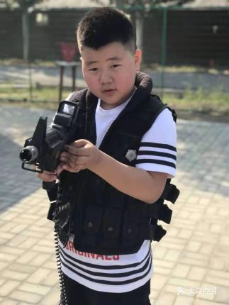 安博体育 - 官方体育投注平台 足球·篮球·电竞一站式服务UFC商业重生密码：从濒临破产到全球格斗帝国的崛起