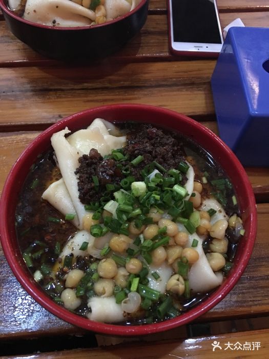 荣昌铺盖面 大众点评