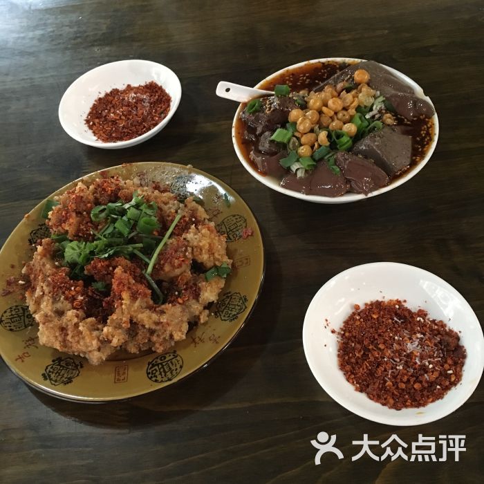 芳芳跷脚牛肉:乐山的特色美食,来了怎能不尝一