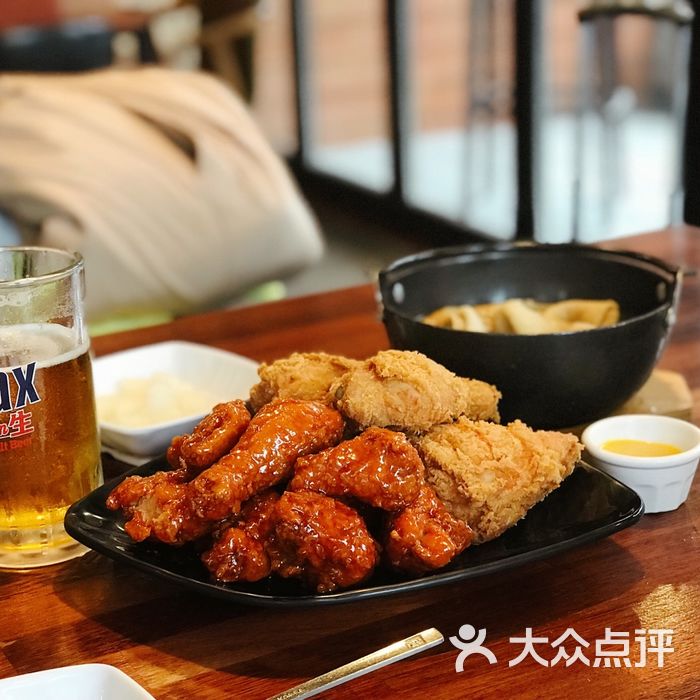 bbq炸鸡与啤酒