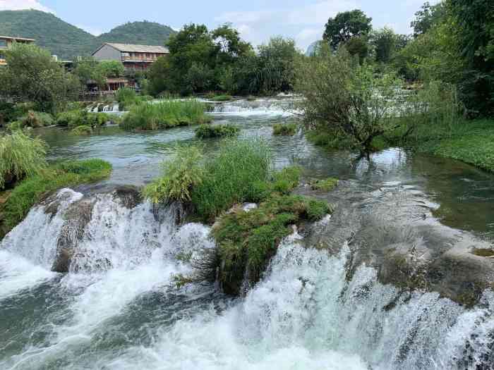 黄果树石头寨景区-"石头寨不错,展现原汁原味的布依族