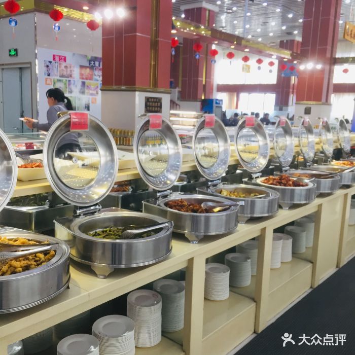 浙江大厦自助美食广场图片
