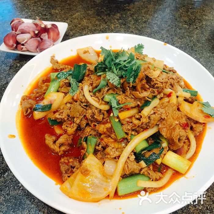 白记爆炒牛犊肉羊羔肉
