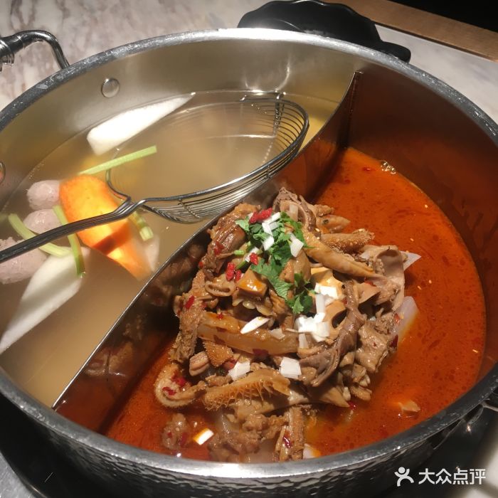 左庭右院鲜牛肉火锅(苏州中心店)牛杂鸳鸯锅图片