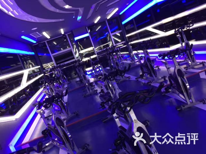 先锋健身俱乐部(罗浮世家店)-图片-成都运动健身