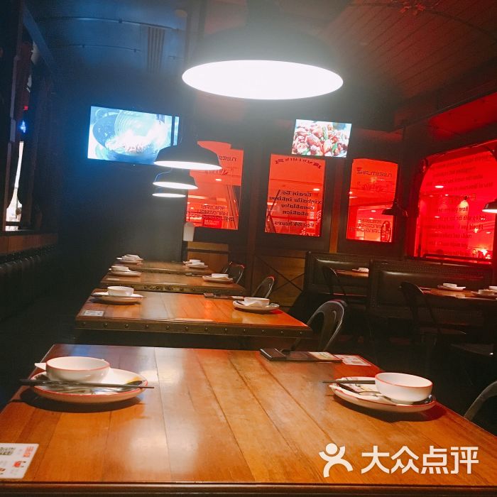 新白鹿餐厅(湖滨银泰店)图片 - 第1张