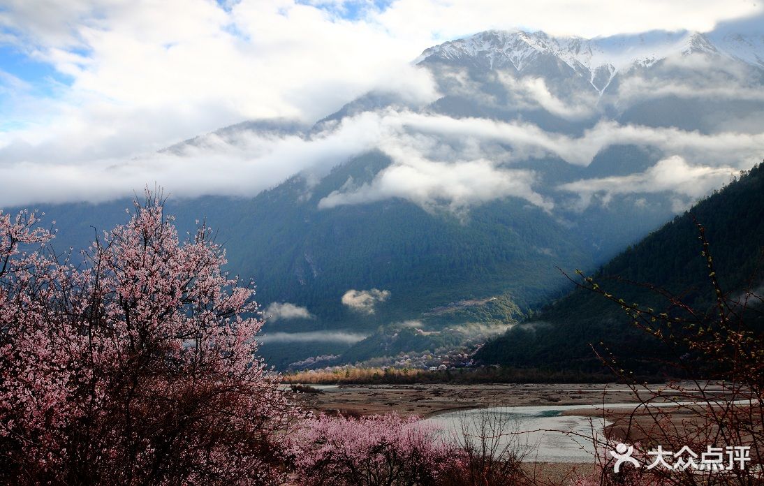 桃花沟风景区图片