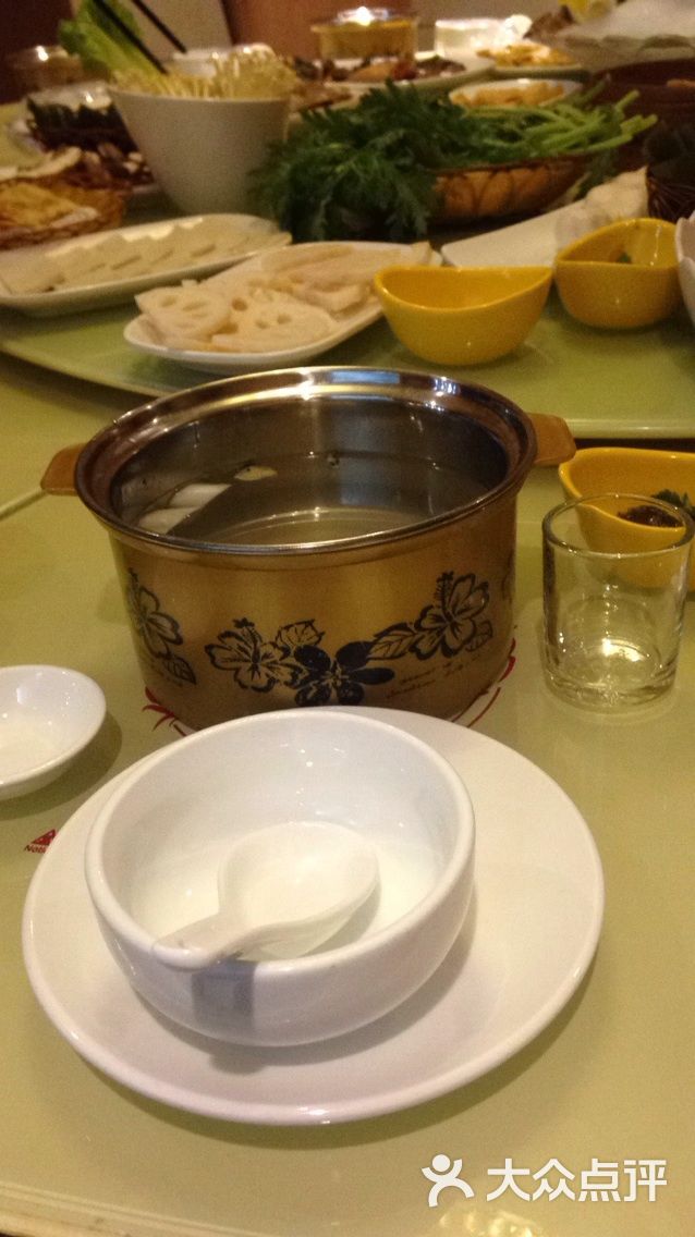 莲上泰式海鲜火锅店_火锅店门头_江记海鲜火锅店
