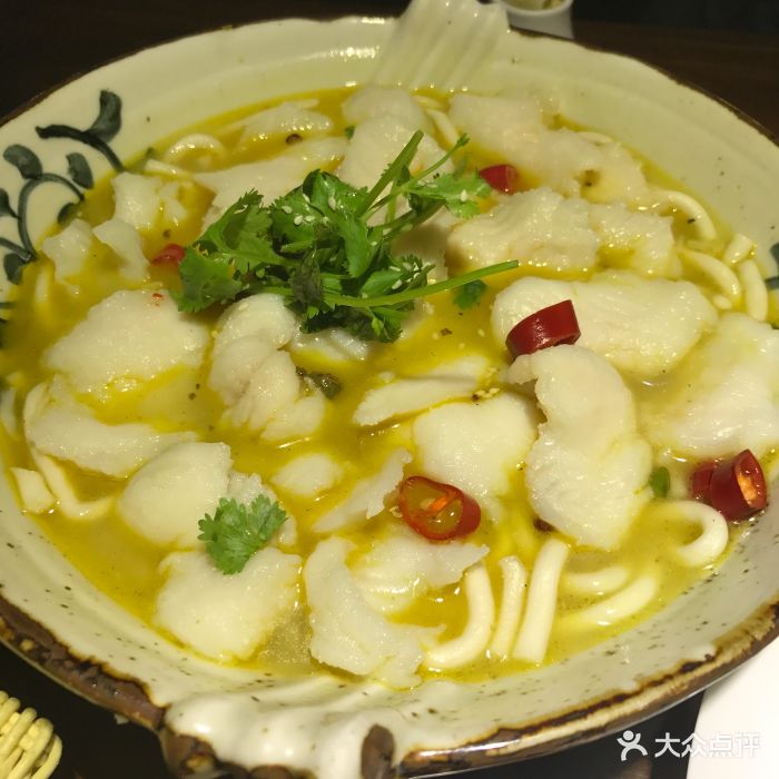 今天正好去牙博士洗牙,顺便找地方吃饭,湖.-私