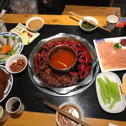 董家湾火锅人均消费_火锅卡通图片