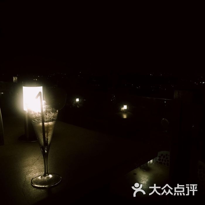 草山夜未眠图片 - 第4张