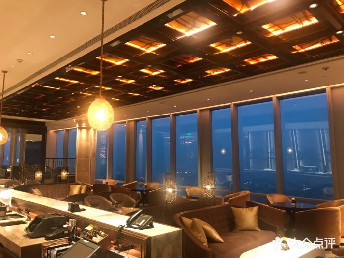 华尔道夫酒店brasserie 99全日餐厅大堂图片 - 第550张