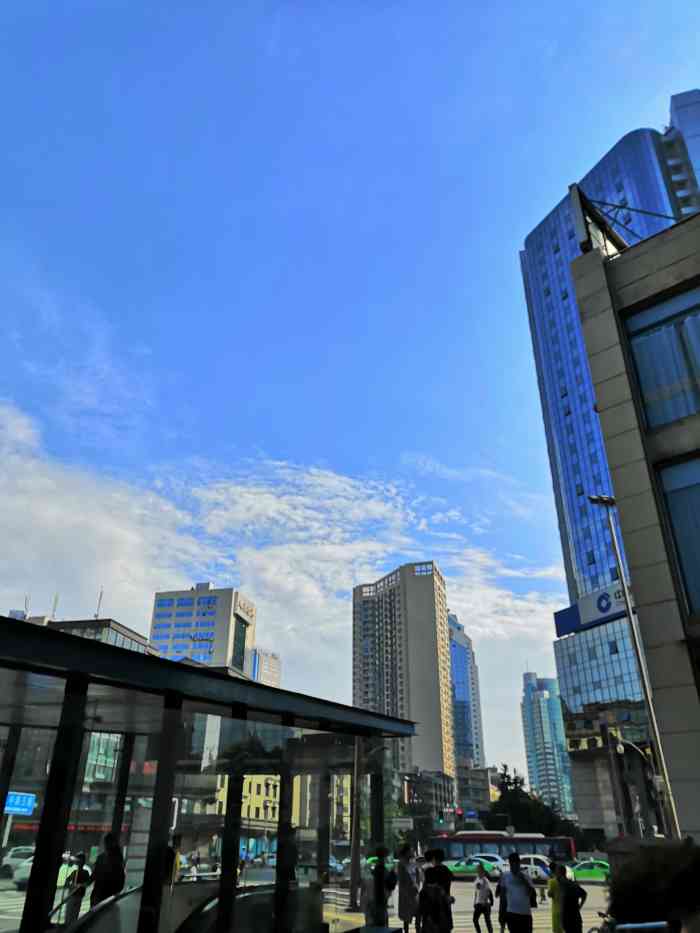 文殊院地铁站-"文殊院地铁站位于骡马市和人民北路,一