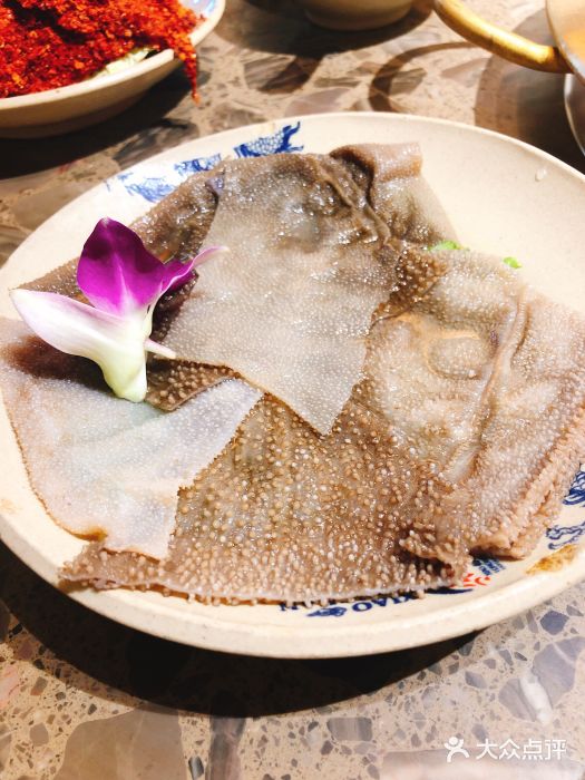 小龙坎火锅(cbd万达店)极品鲜毛肚图片