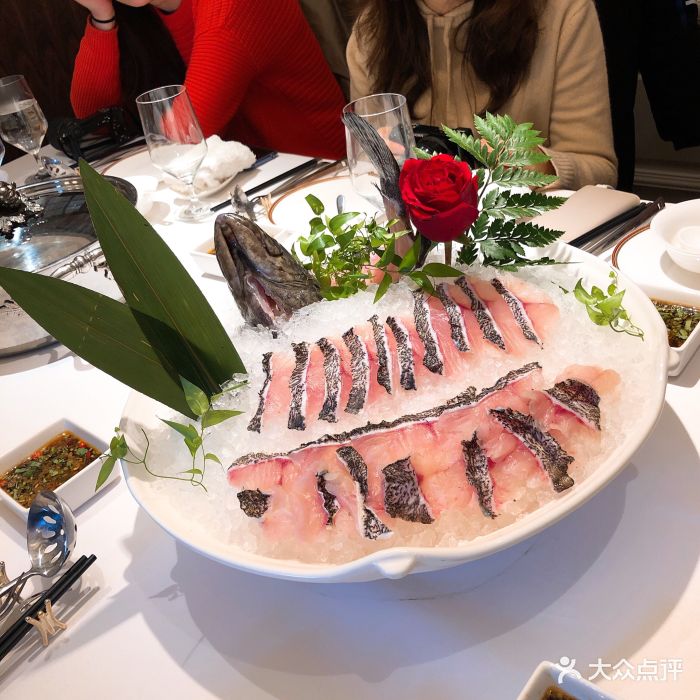 玲姐·海鲜火锅石斑鱼图片