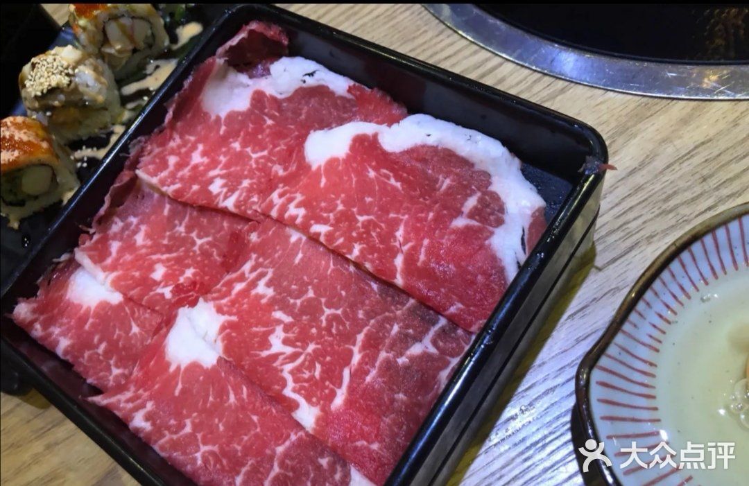 牛尖峰和豚肉好吃甜品也不错