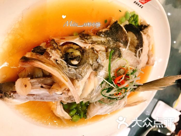 清蒸长江鲈鱼头