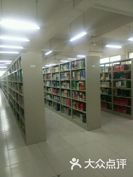 华东交通大学理工学院图书馆图片 - 第13张