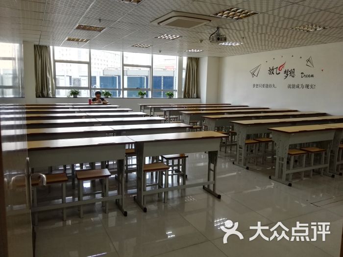 学府考研(小寨校区)-学生自习室图片-西安学习