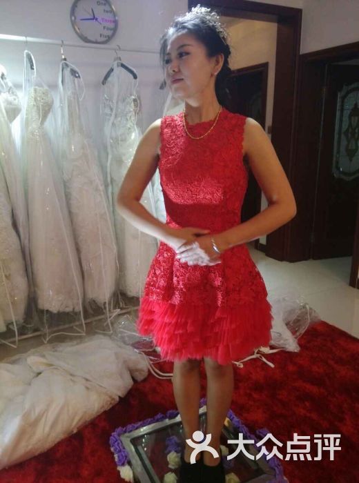 南阳唯爱婚纱摄影_真唯衣婚纱(3)