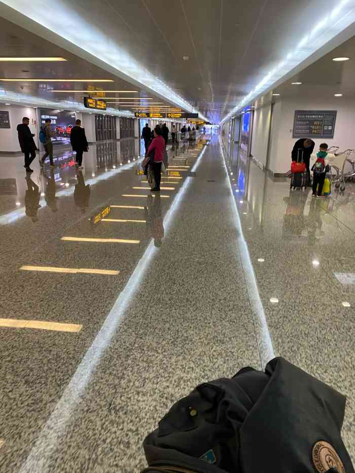 广州白云国际机场t1航站楼