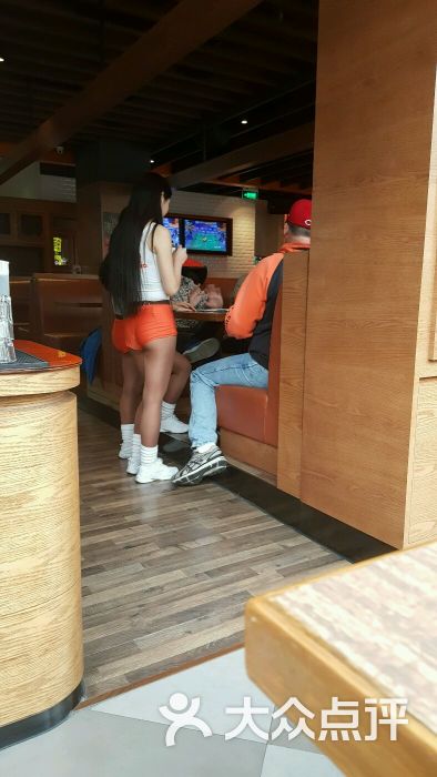 hooters猫头鹰餐厅(淮海店-图片-上海美食-大众点评网