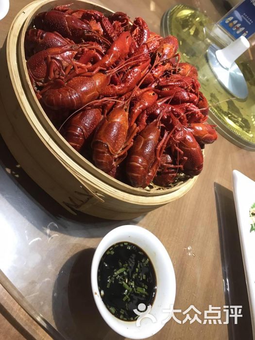 白灼龙虾