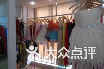 成都婚纱摄影店排名_婚纱摄影店排名前十名(2)